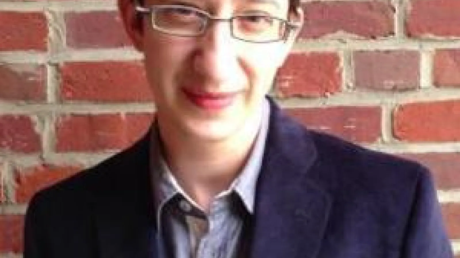 Noah Tamarkin Headshot
